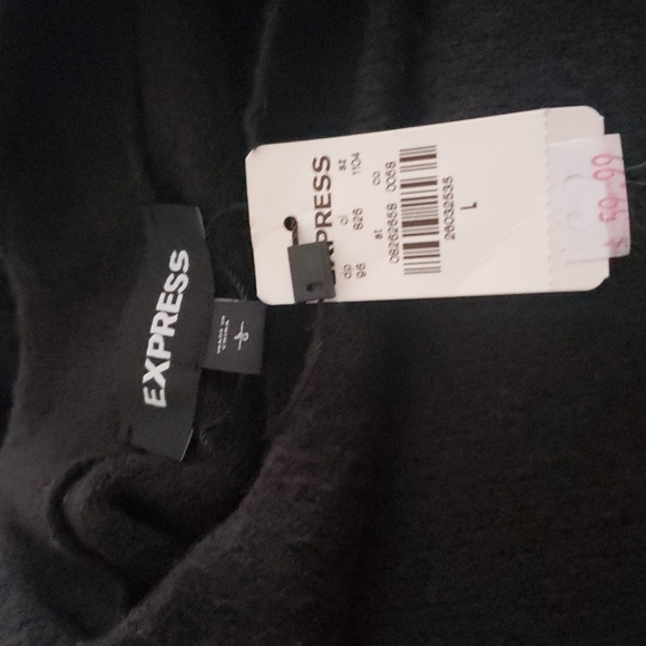 Express Black Puffy sleeve boxy Sweater. - Picture 4 of 5